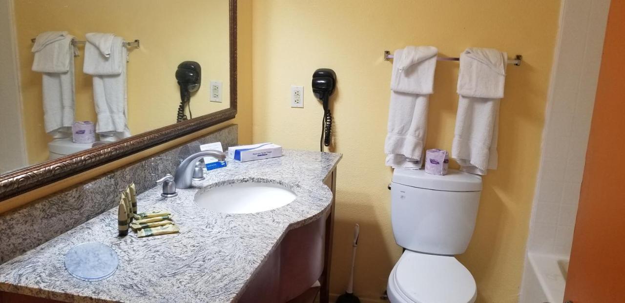 Lotus By Hotel Inn أونتاريو، كاليفورنيا المظهر الخارجي الصورة
